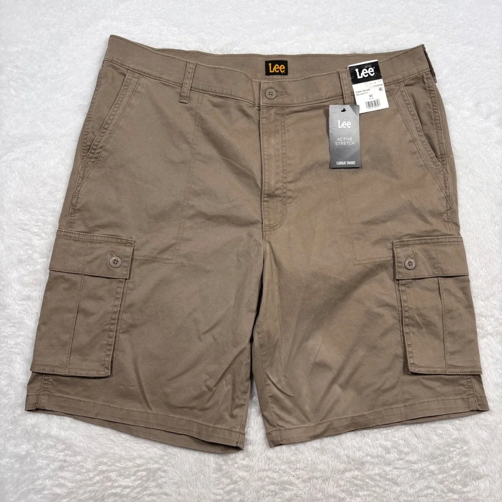 NEW Lee Cargo Shorts Men 42 Tawny Brown Relaxed Fit Active Stretch Baggy Street